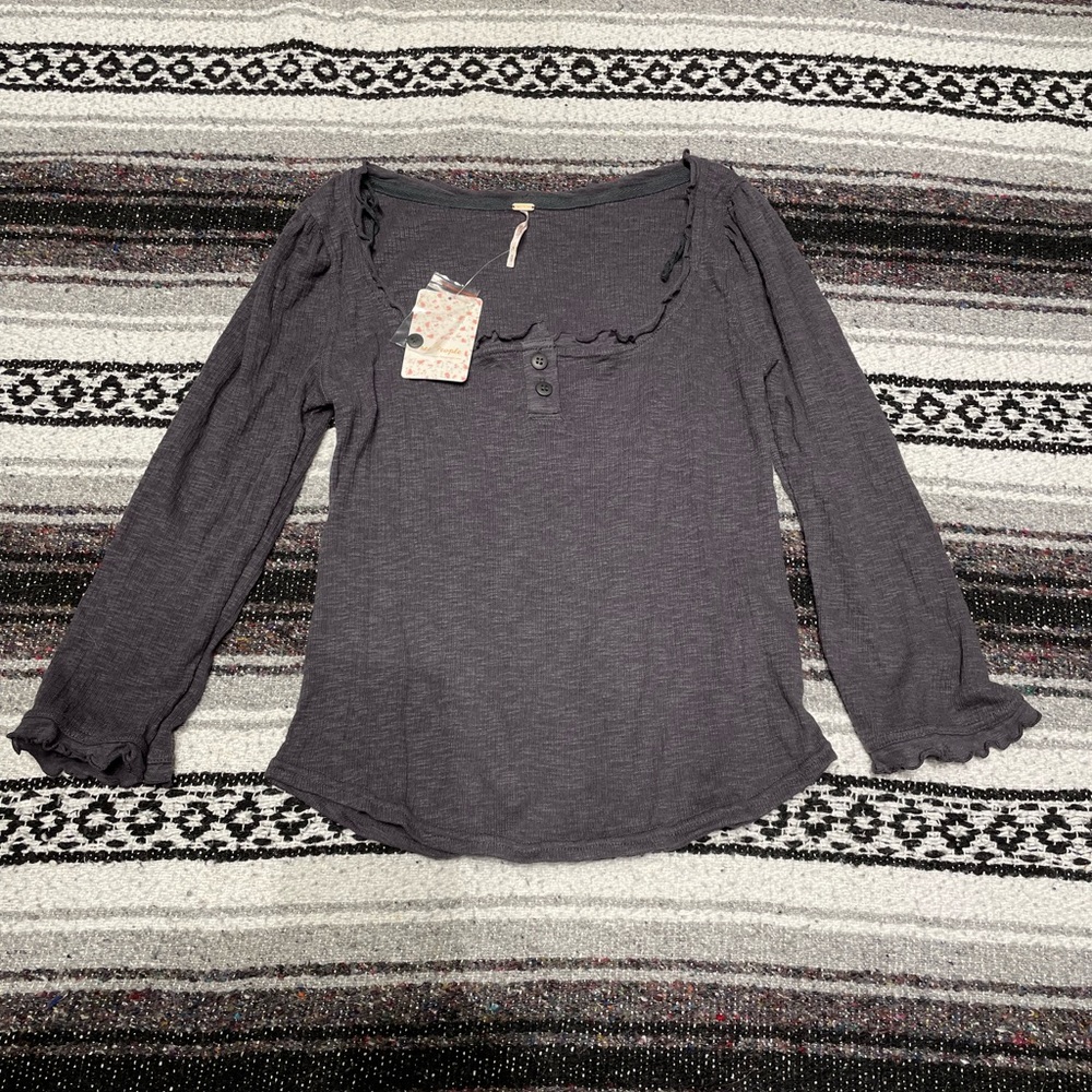 Brand new, never been worn with tags, Free People December sky quarter sleeve.